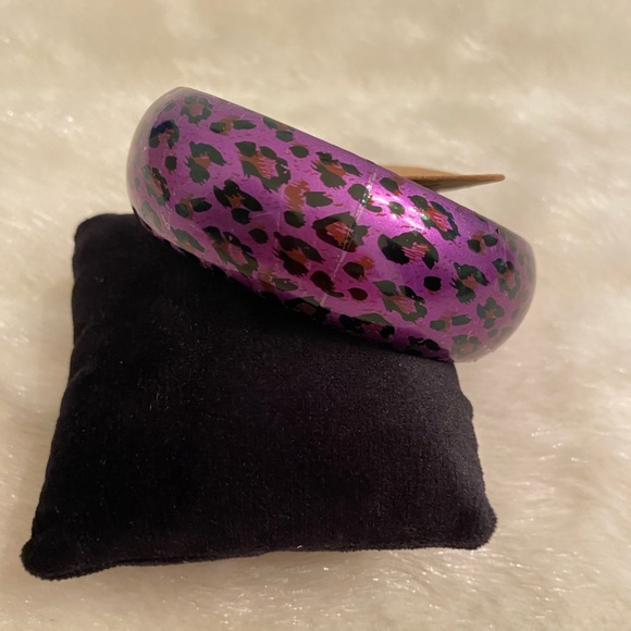 Jewelry - Purple Cheetah Print Bangle